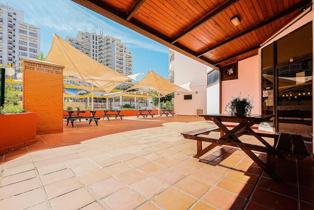 T2 With Pool, 300M From The Beach Portimao Exterior photo