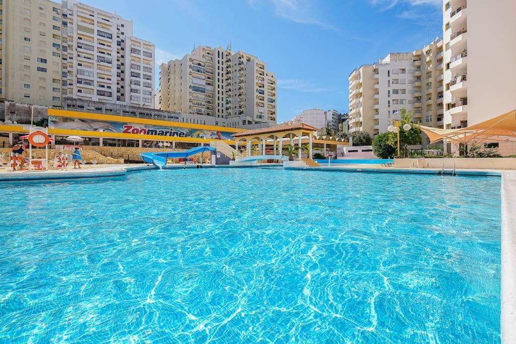 T2 With Pool, 300M From The Beach Portimao Exterior photo