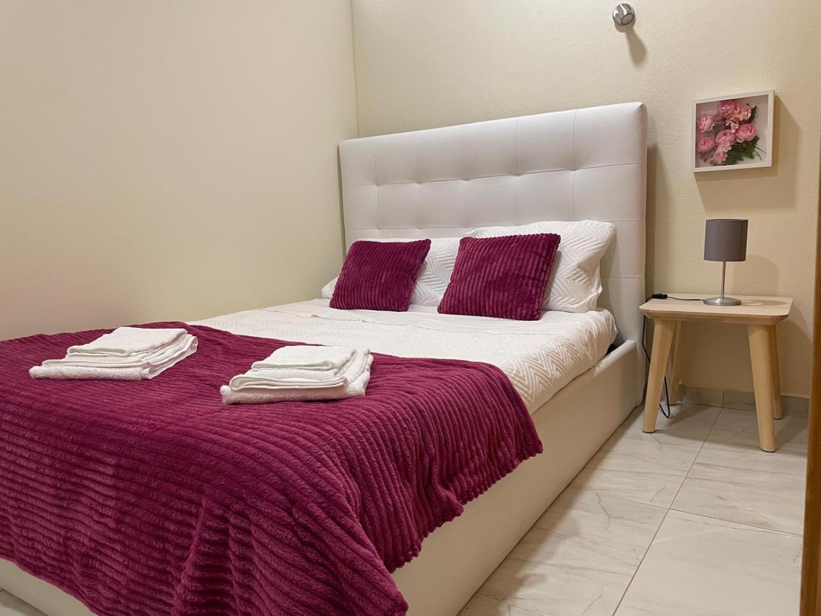 T2 With Pool, 300M From The Beach Portimao Exterior photo